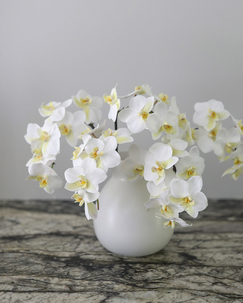 Stress-Free Petals: Simple Styling Tips with Faux Flowers