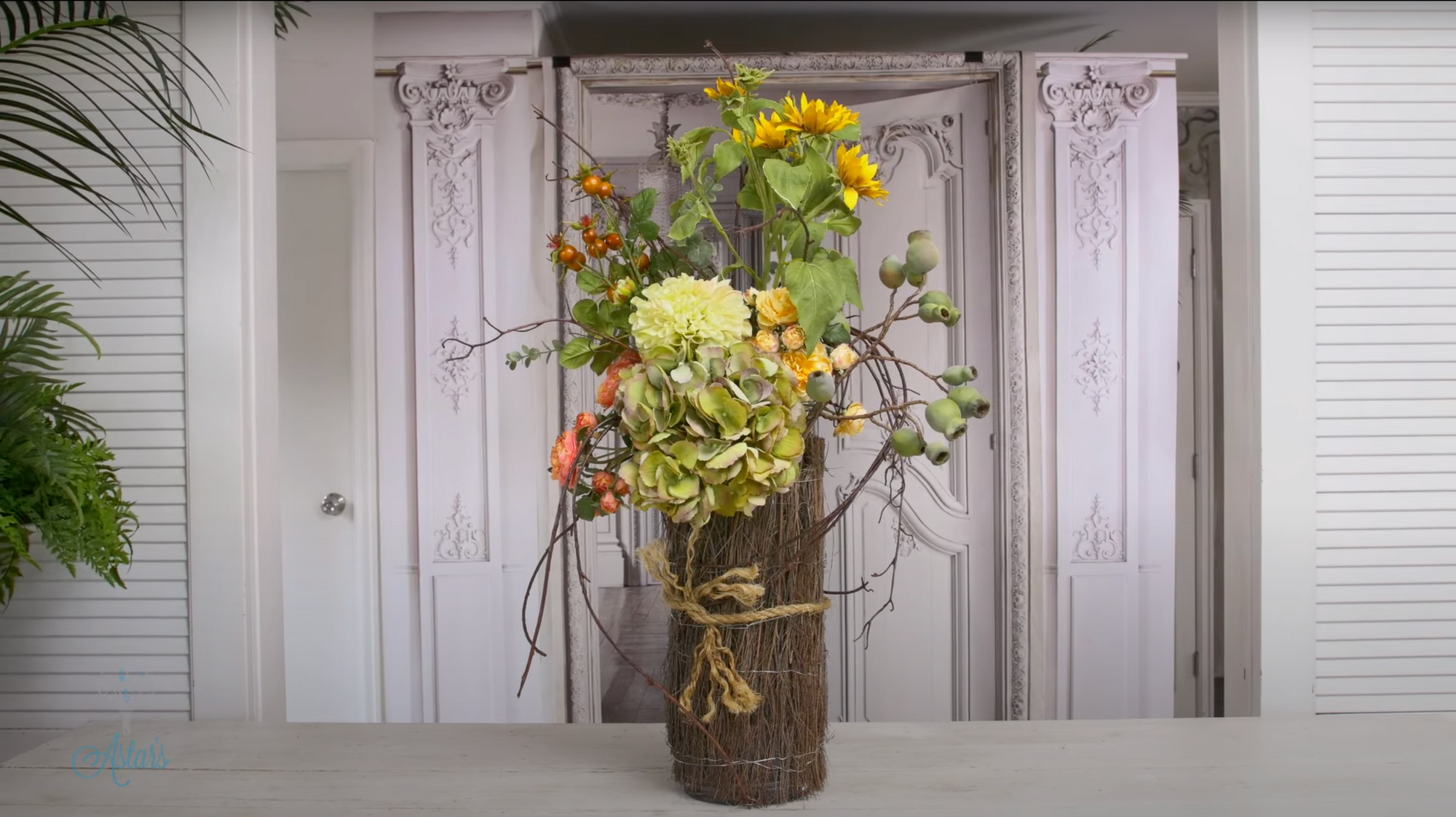 Sunflower, Hydrangea and Rosehip Wedding Design