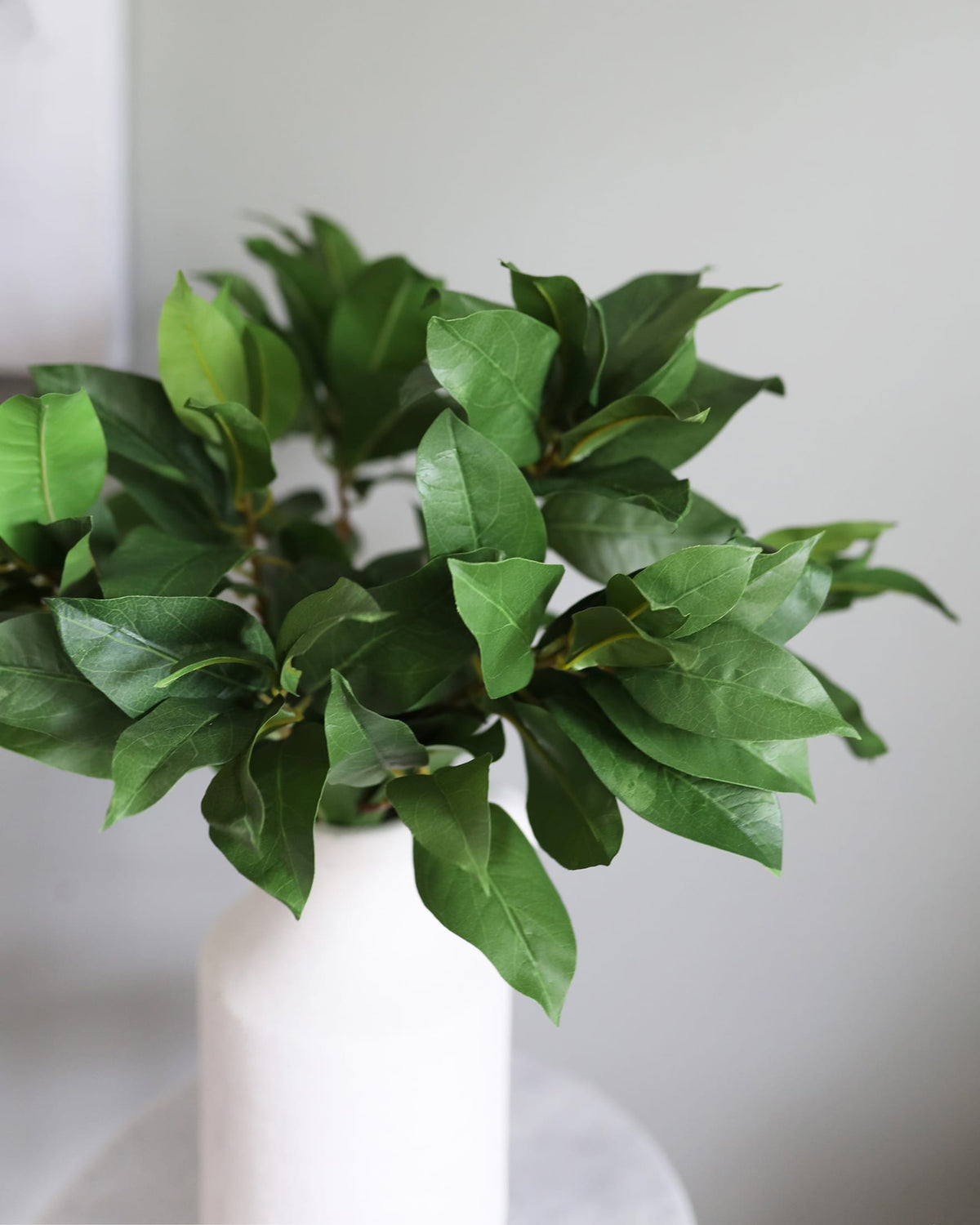 Artificial Laurel Leaves in Green