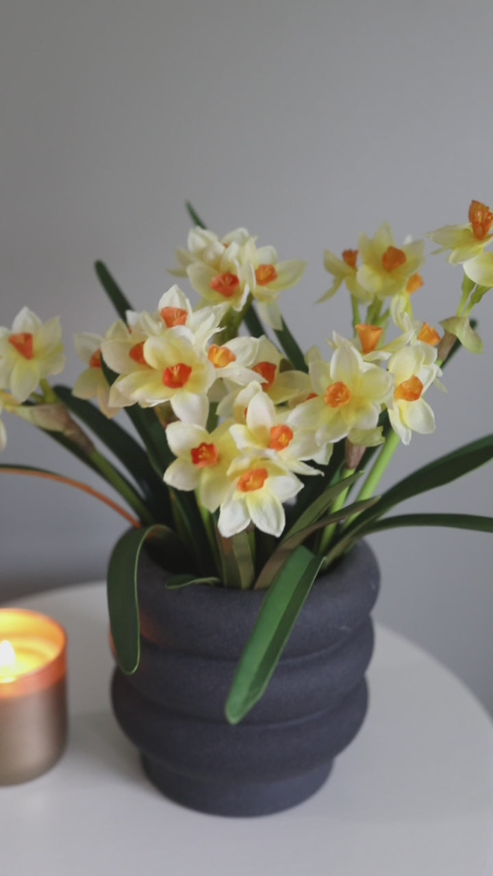 Fake Flowers Narcissus Bush in Yellow