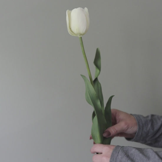 Video Showing How-To Shape Artificial Tulip Flowers